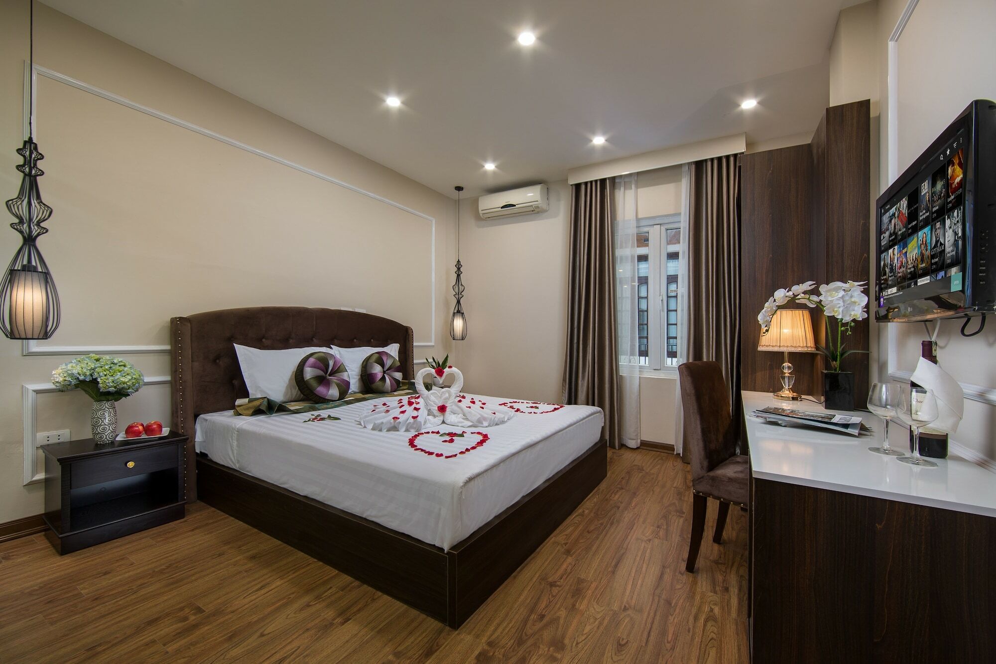 Khách sạn 7s Splendid Pearlight Hà Nội 4*